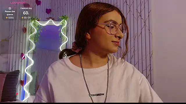 Naomy tay1 online show from 20, 2, 2026