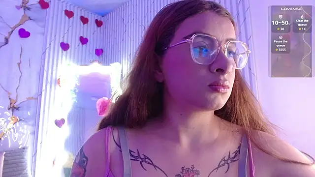 Naomy tay1 online show from 3, 3, 2026