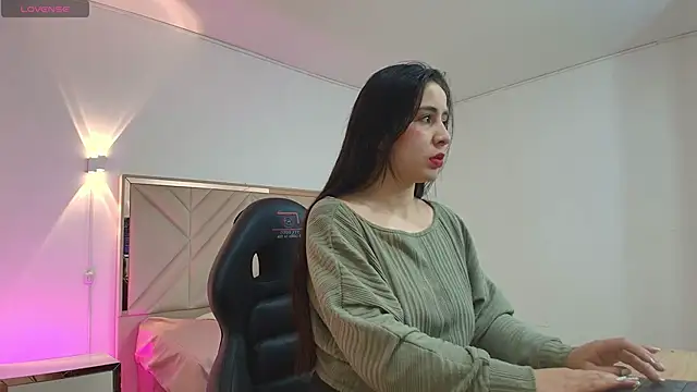 Violet tay1 online show from 4, 10, 2025