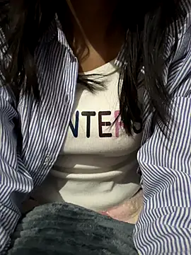 Snapshot of modelnishu chatting on 13, 11, 2025 modelnishu online show from 13, 11, 2025