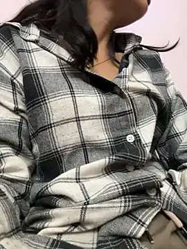 Snapshot of modelnishu chatting on 12, 9, 2025 modelnishu online show from 12, 9, 2025