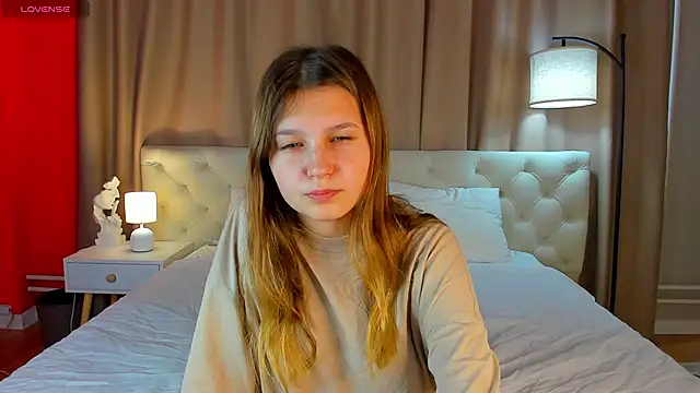 Elle Ellise online show from 21, 9, 2025
