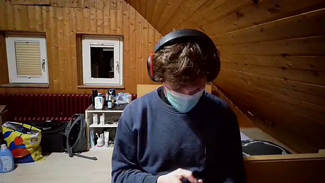 Imagerysin23 online show from 17, 12, 2025