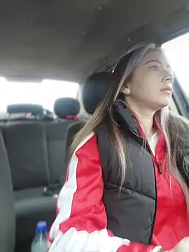 Reina Cummings online show from 12, 3, 2026