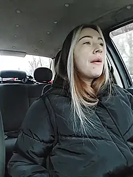 Reina Cummings online show from 9, 2, 2026