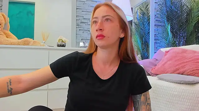 Reina Cummings online show from 12, 6, 2026