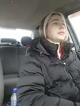 Reina Cummings online show from 21, 3, 2026