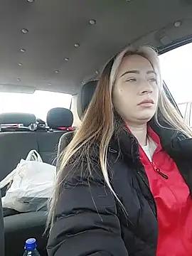 Reina Cummings online show from 25, 2, 2026