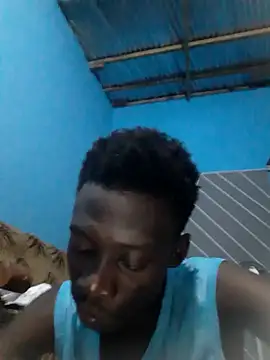 Snapshot of azomedo chatting on 16, 4, 2026 azomedo online show from 16, 4, 2026