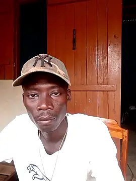Snapshot of azomedo chatting on 15, 4, 2026 azomedo online show from 15, 4, 2026
