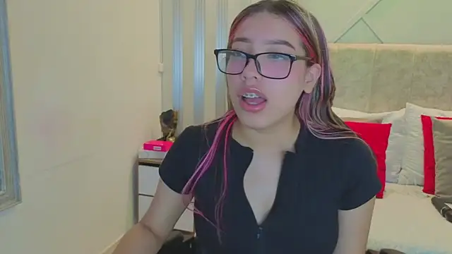 nami sweet  online show from 8, 11, 2025