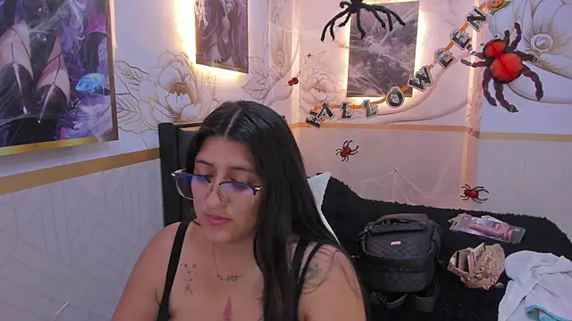 megann  up online show from 20, 10, 2025