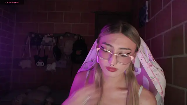Andrea camilaaa online show from 29, 5, 2026