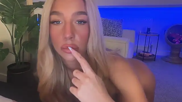 KENNIEXROSE online show from 5, 11, 2025