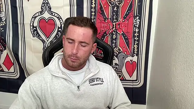 Snapshot of brettmycles28 chatting on 2, 12, 2025 brettmycles28 online show from 2, 12, 2025