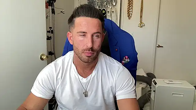 brettmycles28 online show from 29, 6, 2026