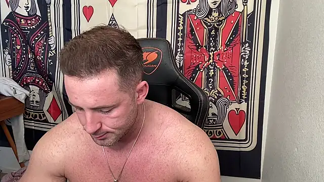 Snapshot of brettmycles28 chatting on 17, 12, 2025 brettmycles28 online show from 17, 12, 2025