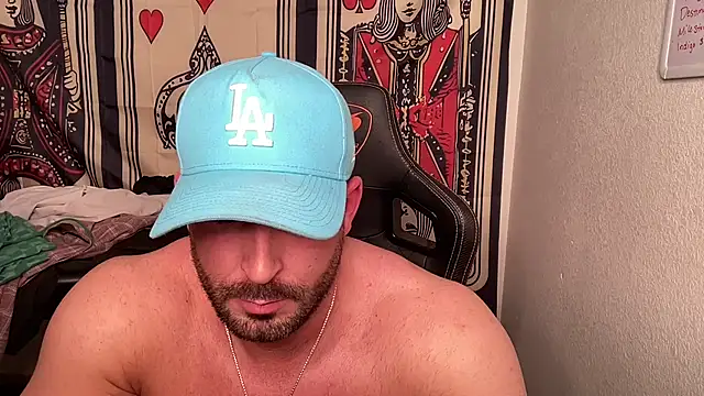 Snapshot of brettmycles28 chatting on 12, 2, 2026 brettmycles28 online show from 12, 2, 2026