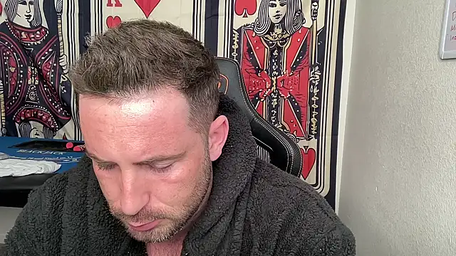 Snapshot of brettmycles28 chatting on 4, 2, 2026 brettmycles28 online show from 4, 2, 2026