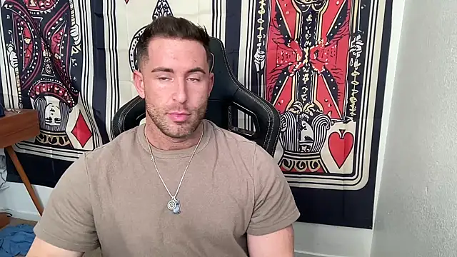 Snapshot of brettmycles28 chatting on 21, 12, 2025 brettmycles28 online show from 21, 12, 2025