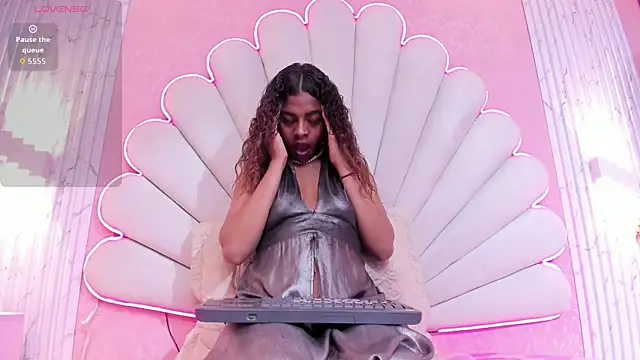 MisRoos online show from 9, 10, 2025