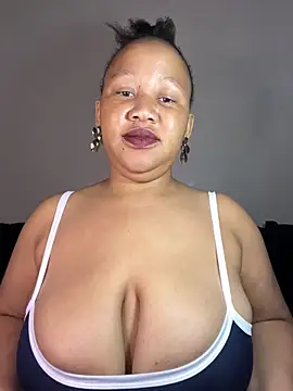 Snapshot of Yellowriider chatting on 1, 6, 2026 Yellowriider online show from 1, 6, 2026
