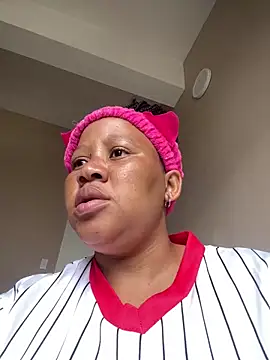 Snapshot of Yellowriider chatting on 1, 3, 2026 Yellowriider online show from 1, 3, 2026