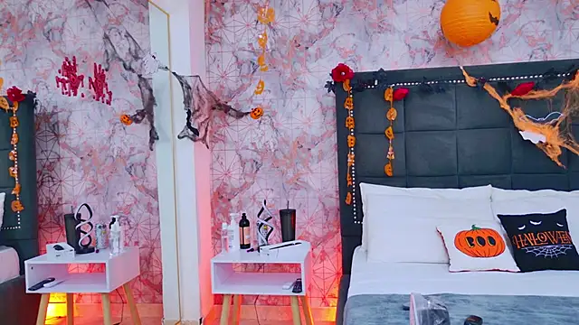 Angelique Angell online show from 2, 11, 2025