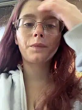 Snapshot of raen001 chatting on 9, 9, 2025 raen001 online show from 9, 9, 2025