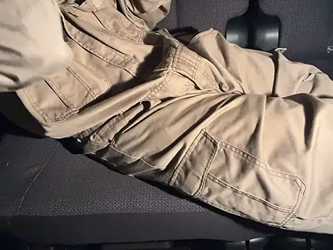 Snapshot of CAMEL1913 chatting on 12, 9, 2025 CAMEL1913 online show from 12, 9, 2025