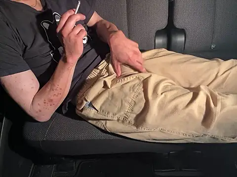 Snapshot of CAMEL1913 chatting on 19, 9, 2025 CAMEL1913 online show from 19, 9, 2025