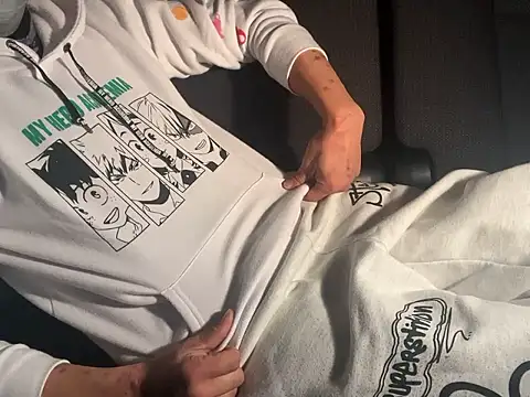 Snapshot of CAMEL1913 chatting on 24, 10, 2025 CAMEL1913 online show from 24, 10, 2025