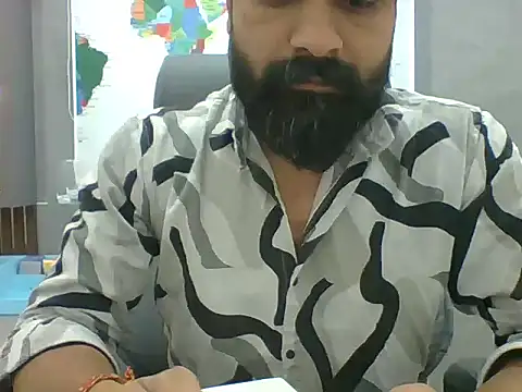 Snapshot of autophile-indian chatting on 12, 4, 2026 autophile-indian online show from 12, 4, 2026