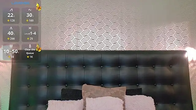 Sharonevanss  online show from 3, 12, 2025