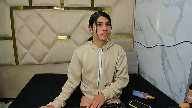 Allisonts69 online show from 15, 9, 2025