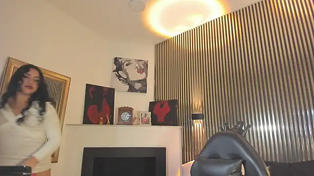 SyraPalmer online show from 15, 11, 2025