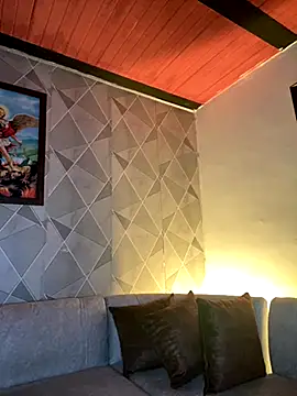 Alisse taylor2 online show from 17, 10, 2025