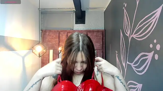 Snapshot of Isa_Thompson__ chatting on 30, 9, 2025 Isa Thompson online show from 30, 9, 2025