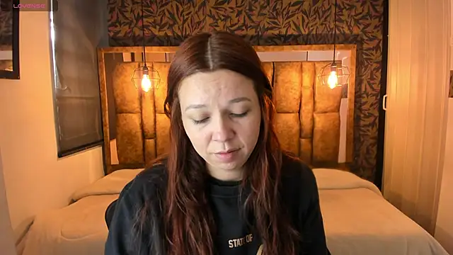 Isa Thompson   online show from 20, 12, 2025