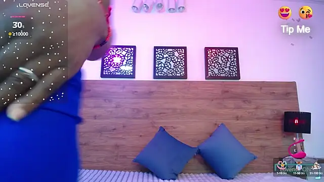 AlexandraCambell online show from 5, 10, 2025