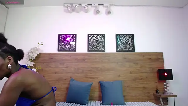 AlexandraCambell online show from 13, 2, 2026