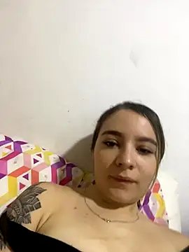 karla-thomsom10 online show from 28, 11, 2025