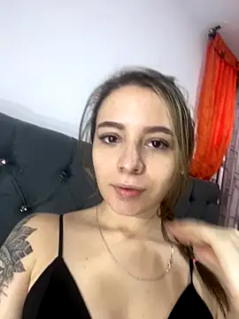 karla-thomsom10 online show from 11, 9, 2025