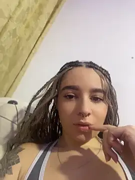 karla-thomsom10 online show from 22, 4, 2026