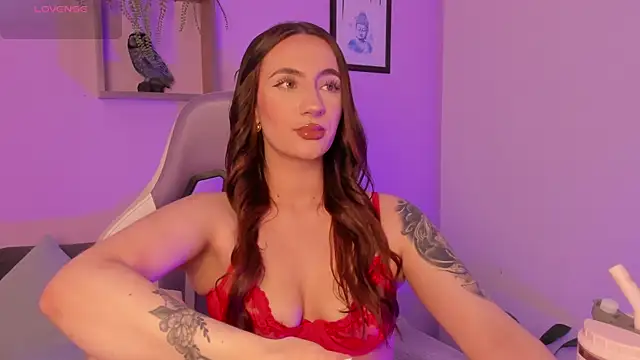 Snapshot of _CELESTE_MOORE chatting on 29, 10, 2025 CELESTE MOORE online show from 29, 10, 2025