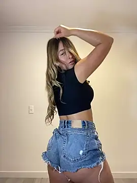 Zara Ross online show from 26, 4, 2026