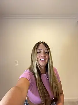 Zara Ross online show from 5, 4, 2026