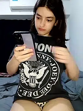 Snapshot of abrilour chatting on 29, 9, 2025 abrilour online show from 29, 9, 2025