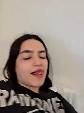 Snapshot of abrilour chatting on 3, 12, 2025 abrilour online show from 3, 12, 2025