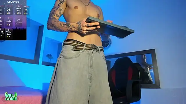 Snapshot of felix__star chatting on 11, 11, 2025 felix star online show from 11, 11, 2025